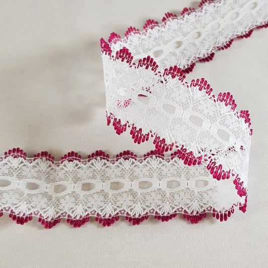 Knitting In Eyelet Lace 30mm White/Burgundy 25 metre card