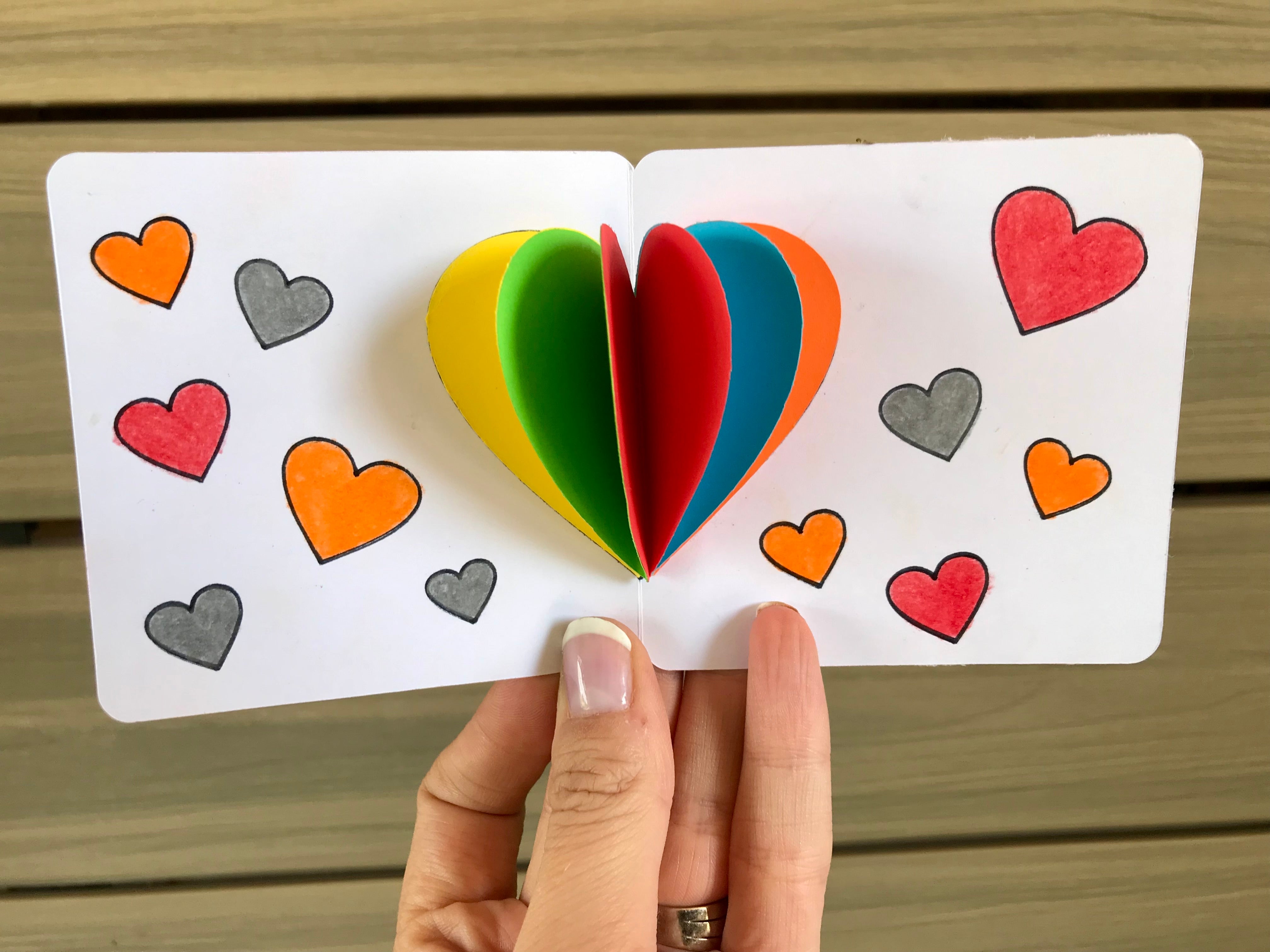 Valentines Kids Crafts - Rainbow Heart Card – DRKCrafts