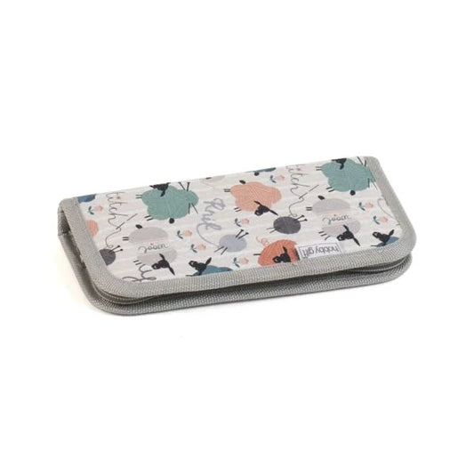 Hobby Gift Crochet Hook Case – Knit Happens Design (10 × 20 × 3 cm)
