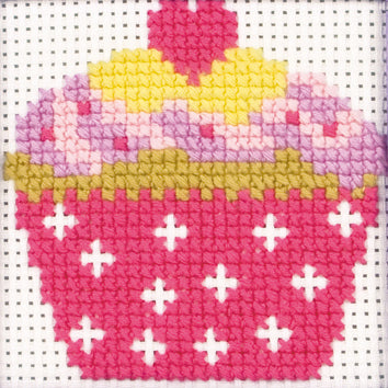 Anchor 1st Counted Cross Stitch Kit  Cupcake