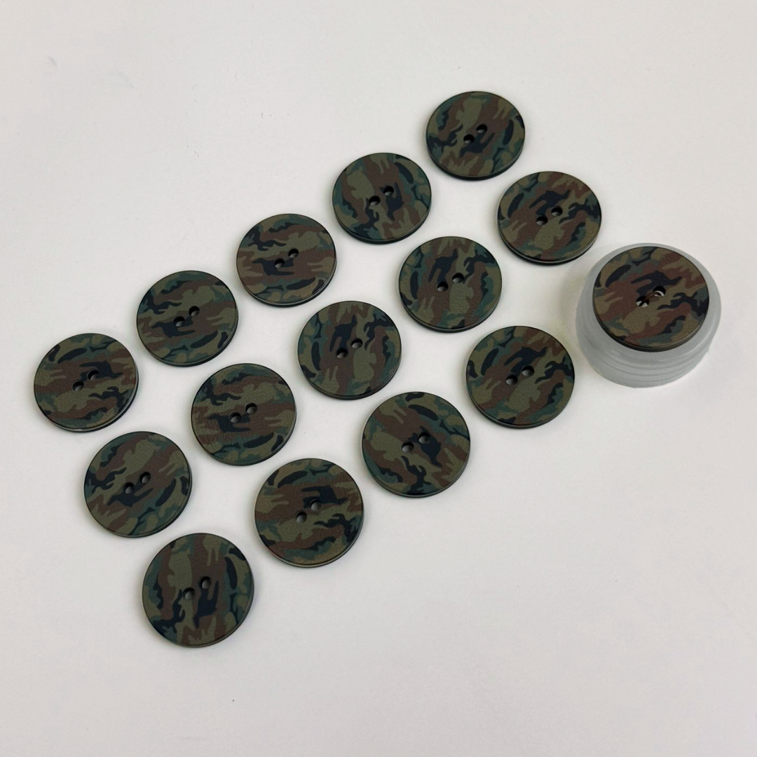 Army Print 22mm buttons - Green - 15pieces