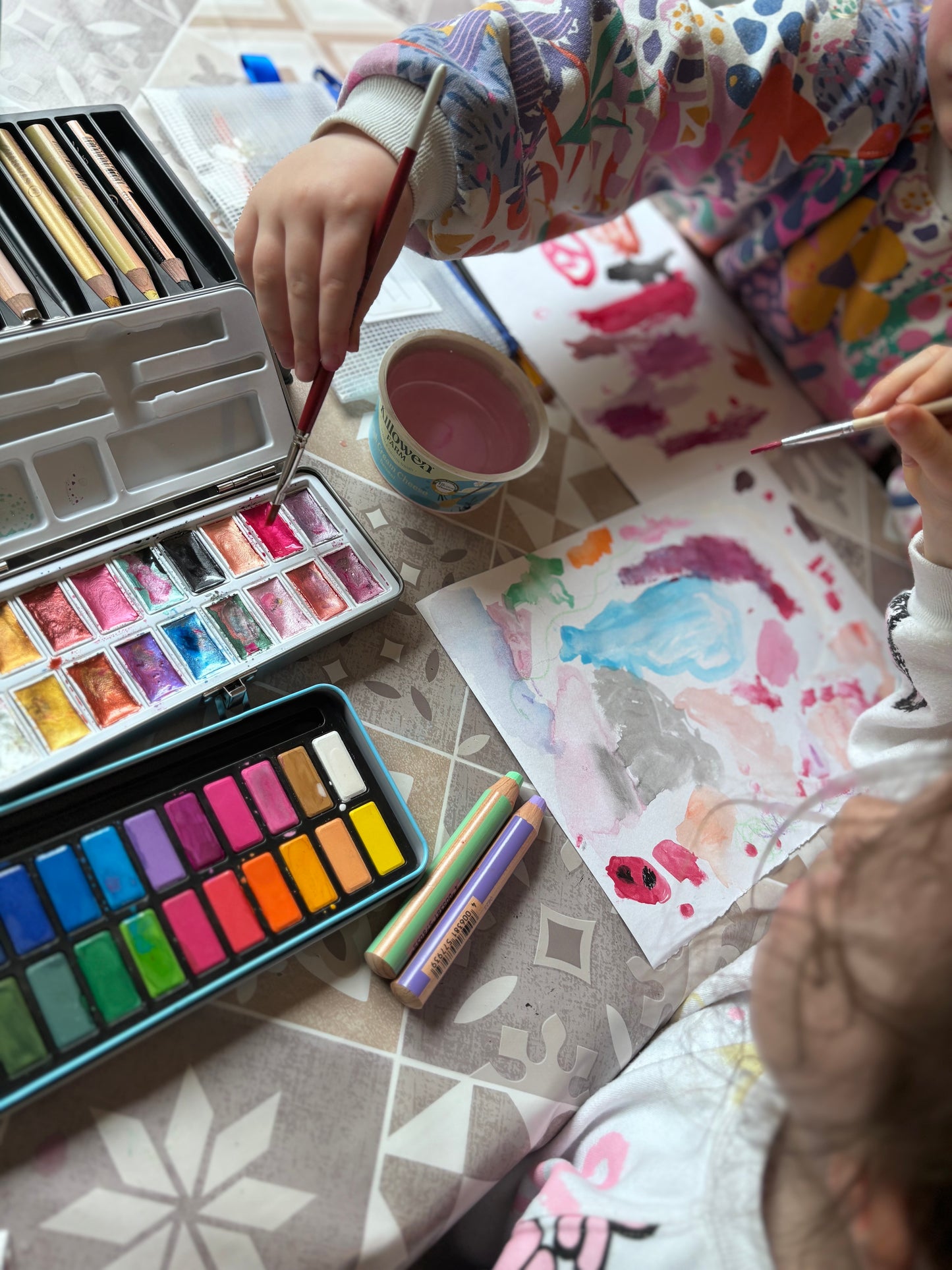 Create - Watercolour 24 Paint Tin