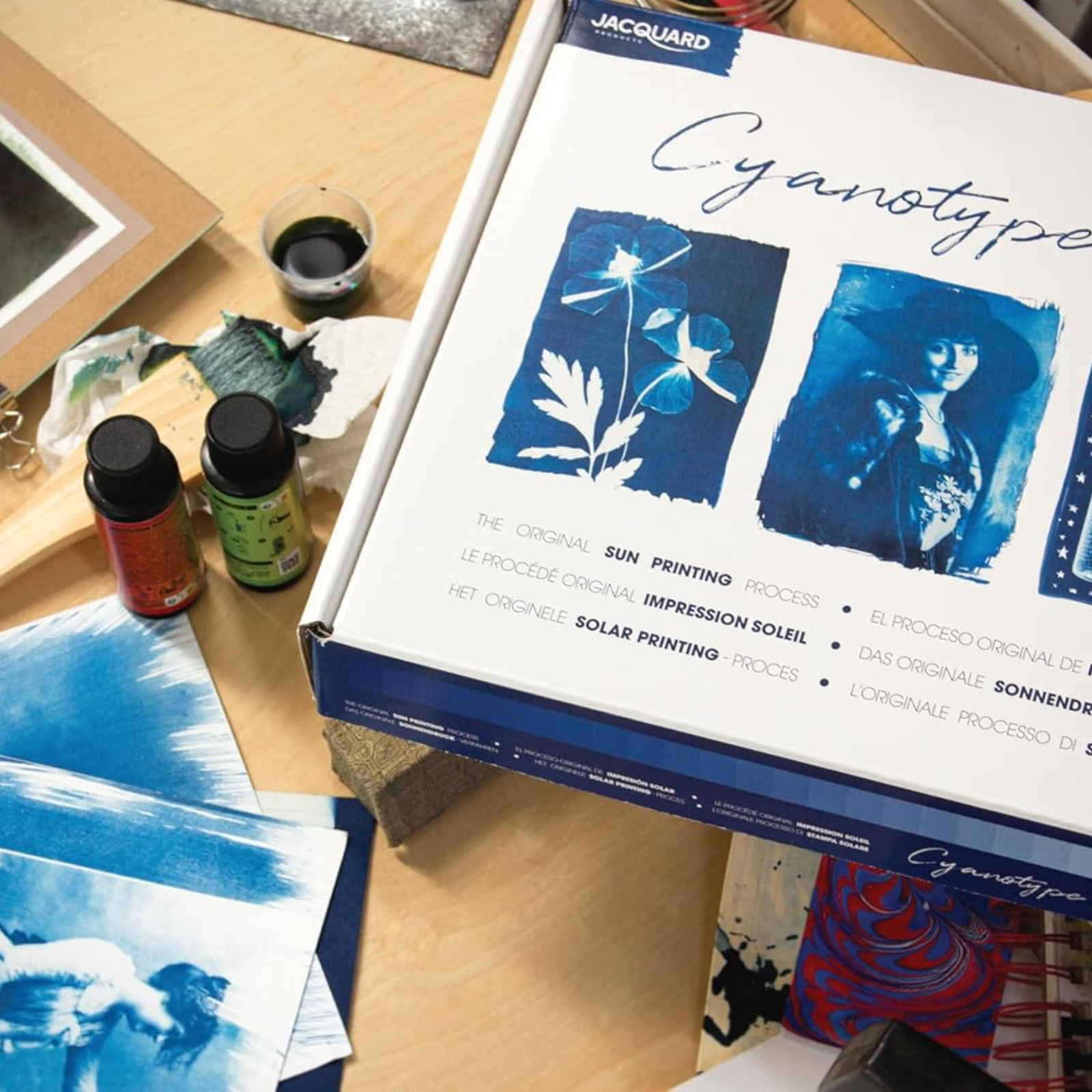 Jacquard Cyanotype Sun Printing Kit - additional product image - Sun Printing by Jacquard