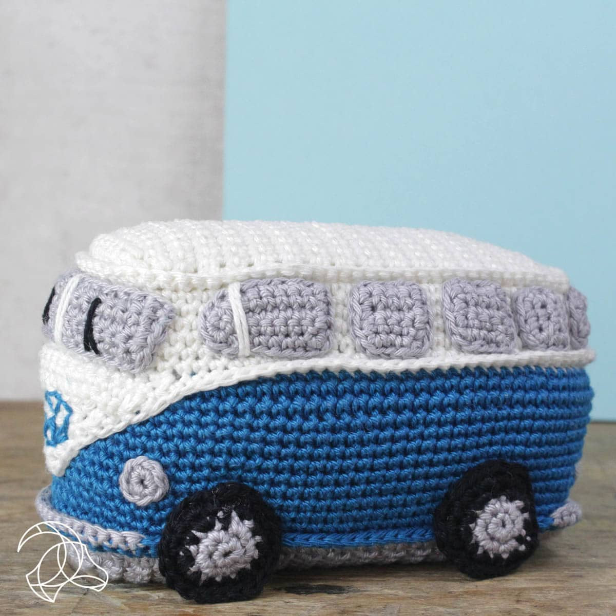 HardiCraft DIY Crochet Kit - Retro Van