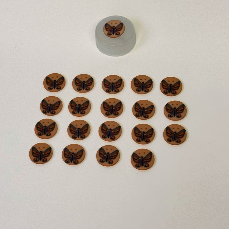 Bufferfly 15mm Buttons - Terracotta 20pieces