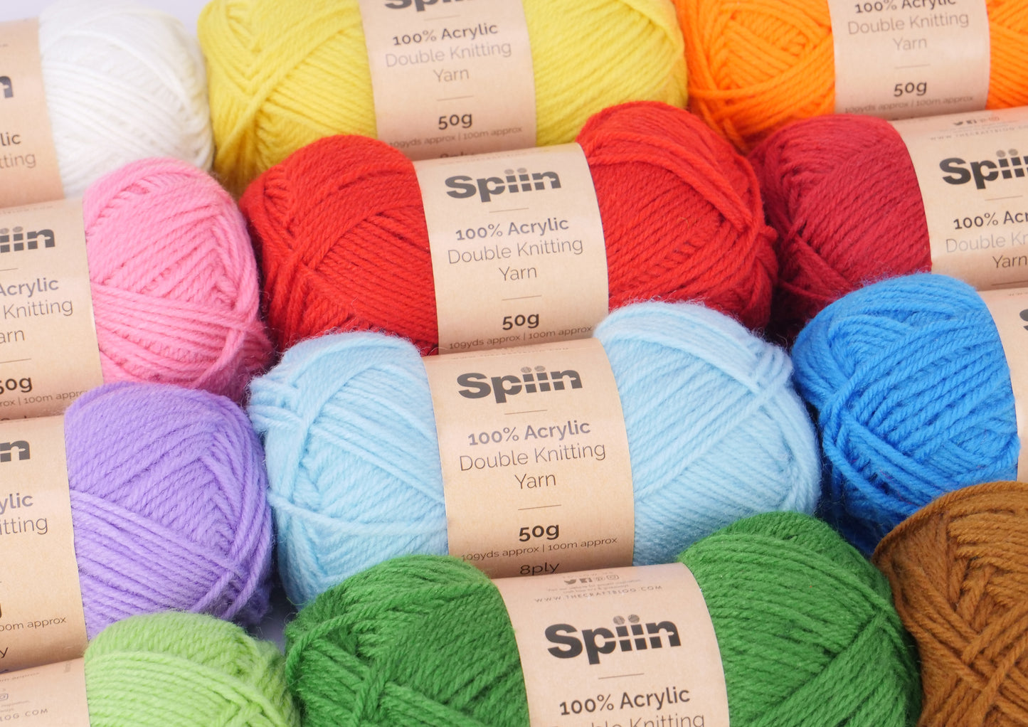 Spiin Premium Yarn - 12 x 50g Skeins Pack - Super Soft - Includes 2 crochet hooks, Multicolour