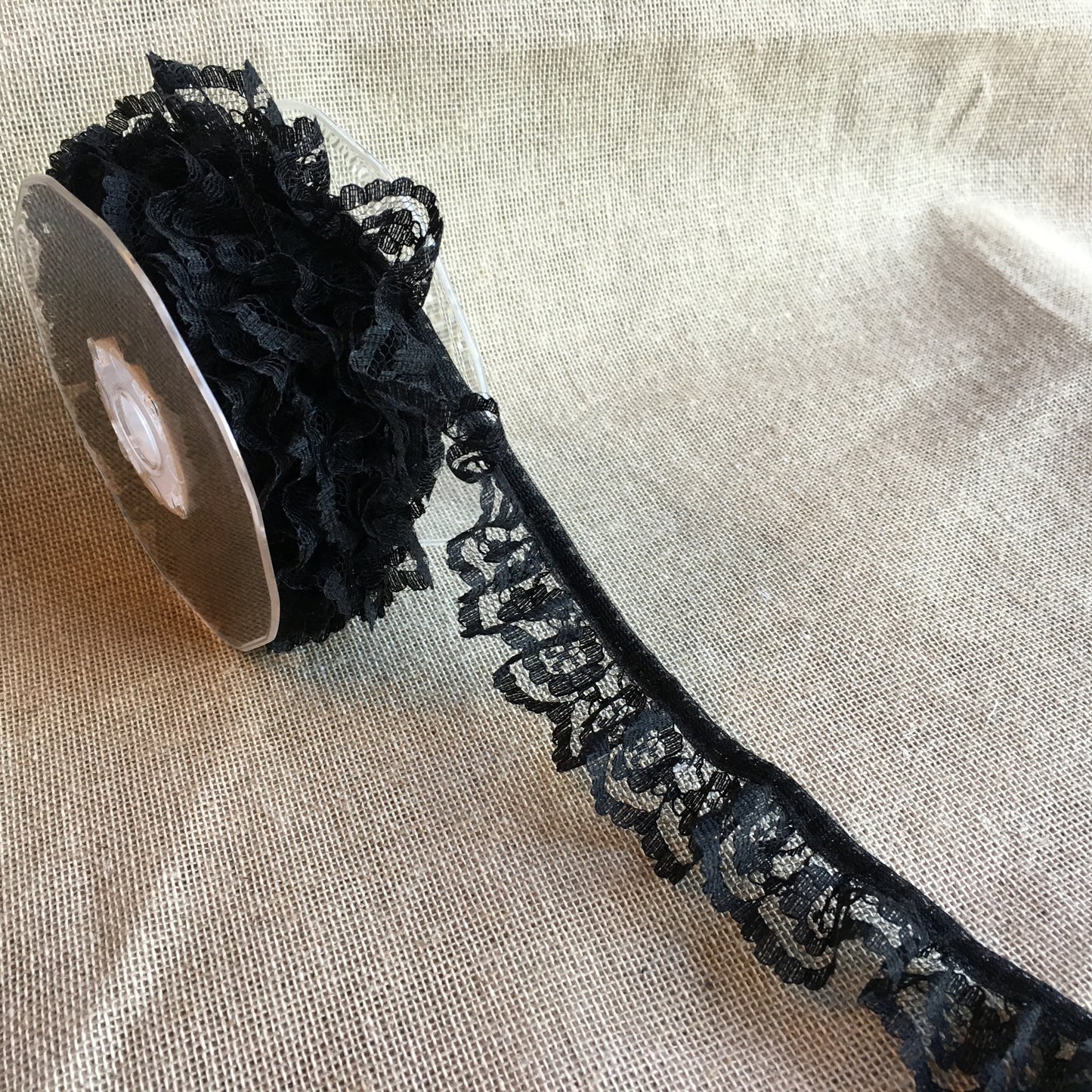 Lace Daisy Design Frilled 25mm Black 5 metre reel